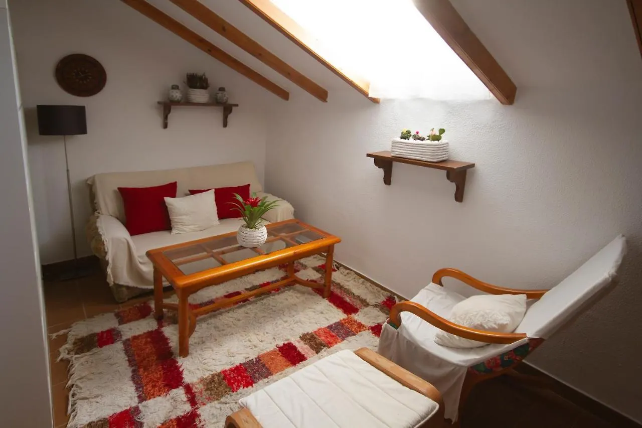Сasa de vacaciones La Fuente Santa Villa Benaocaz España